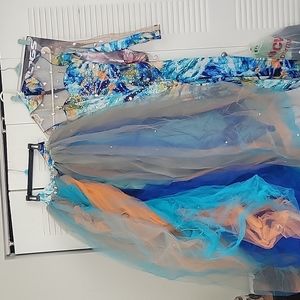 Custom made multi color 2 piece